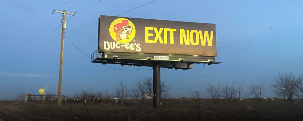 Buc-ee’s Billboards & the Art of Roadside Marketing
